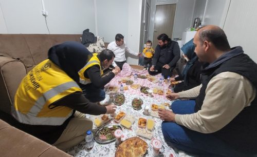 DUYGULANDIRAN İFTAR