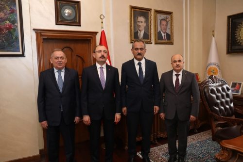 BAKAN ÖZER VE BAKAN MUŞ’TAN BÜYÜKŞEHİR’E ZİYARET