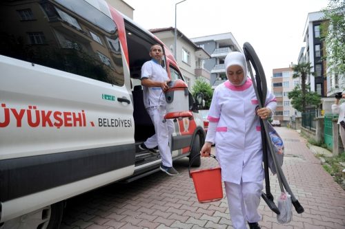 BAYRAM TEMİZLİĞİ BÜYÜKŞEHİR’DEN