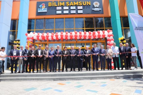 ‘BİLİM SAMSUN’A MUHTEŞEM AÇILIŞ