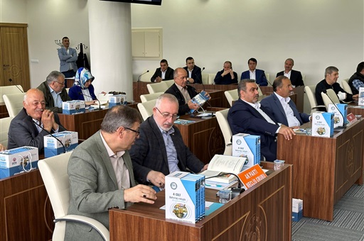 BAFRA BELEDİYE MECLİS ÜYELERİNE ARŞİV NİTELİĞİNDE HEDİYE