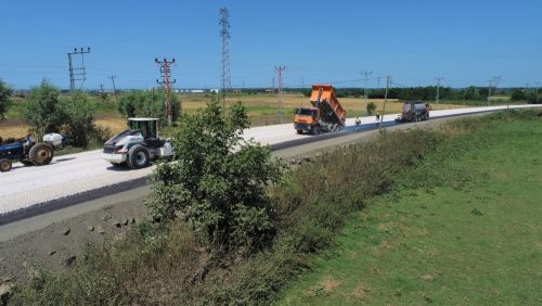MAHALLELERİN YOL SORUNU TEK TEK ÇÖZÜLÜYOR