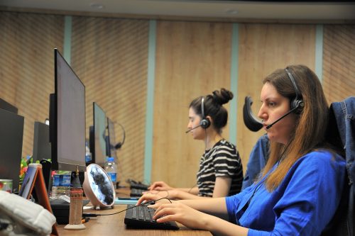 304 BİN ÇAĞRI, YÜZDE 90 MEMNUNİYET