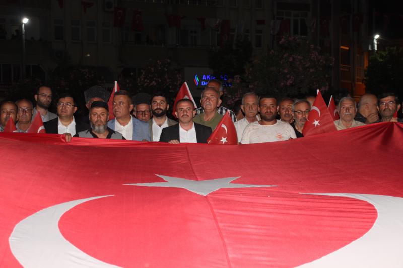 ALAÇAM’DA 15 TEMMUZ ŞEHİTLERİ ANMA, DEMOKRASİ VE MİLLİ BİRLİK GÜNÜ KUTLANDI
