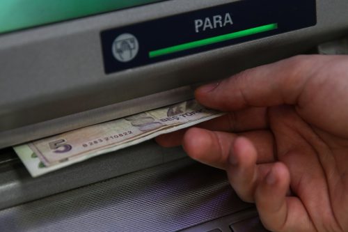 Mahinur Özdemir Göktaş: “Sosyal yardım programlarımızın aylık ödemelerini artırıyoruz”