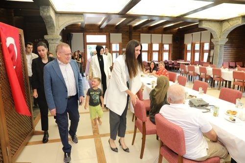 ENGELLİ VATANDAŞLARLA BİR ARAYA GELDİLER