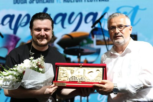 KAPIKAYAFEST EKİN UZUNLAR’LA COŞTU