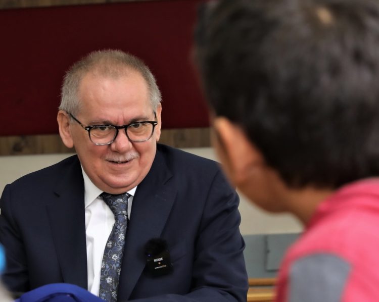 BÜYÜKŞEHİR’DEN YENİ EĞİTİM DÖNEMİ İÇİN DESTEK