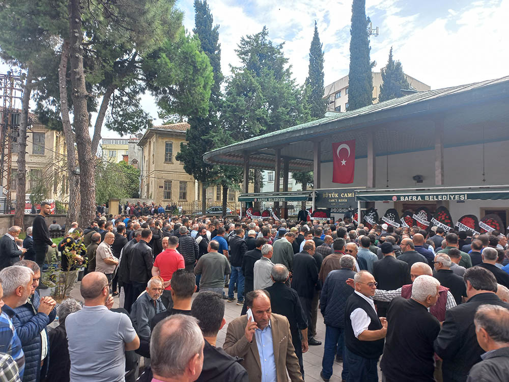 İş İnsanı Ahmet Kurumahmutoğlu son yolculuğuna uğurlandı