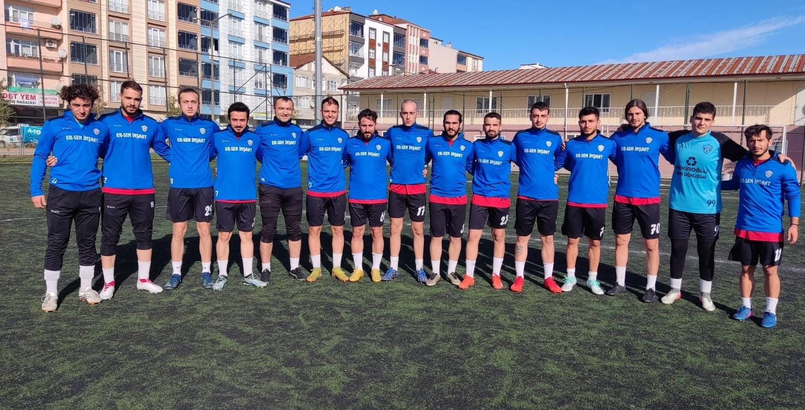 Bafra 1988 FK transferin son günün de 1930 Bafraspor’dan Halim Boşnak ile birlikte yeni isimleri kadrosuna dahil etti