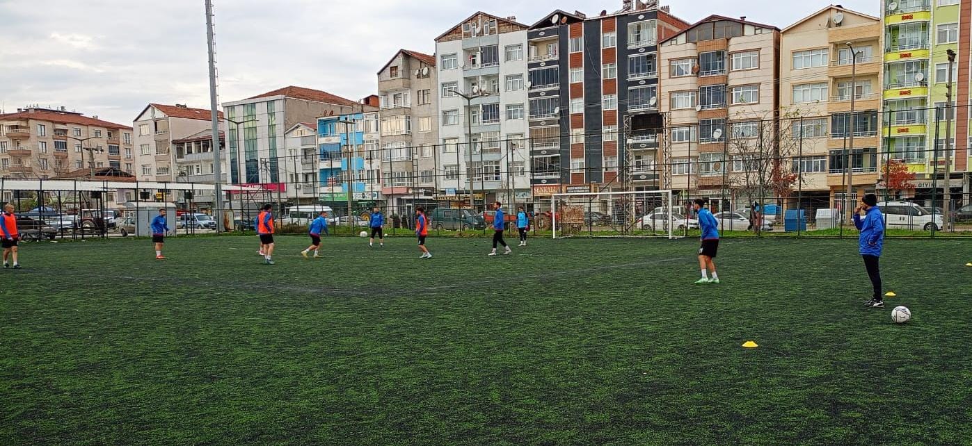 Bafra 1988 FK’de Salıpazarıspor Maçı Hazırlıkları Tamamladı Hedef Galibiyet