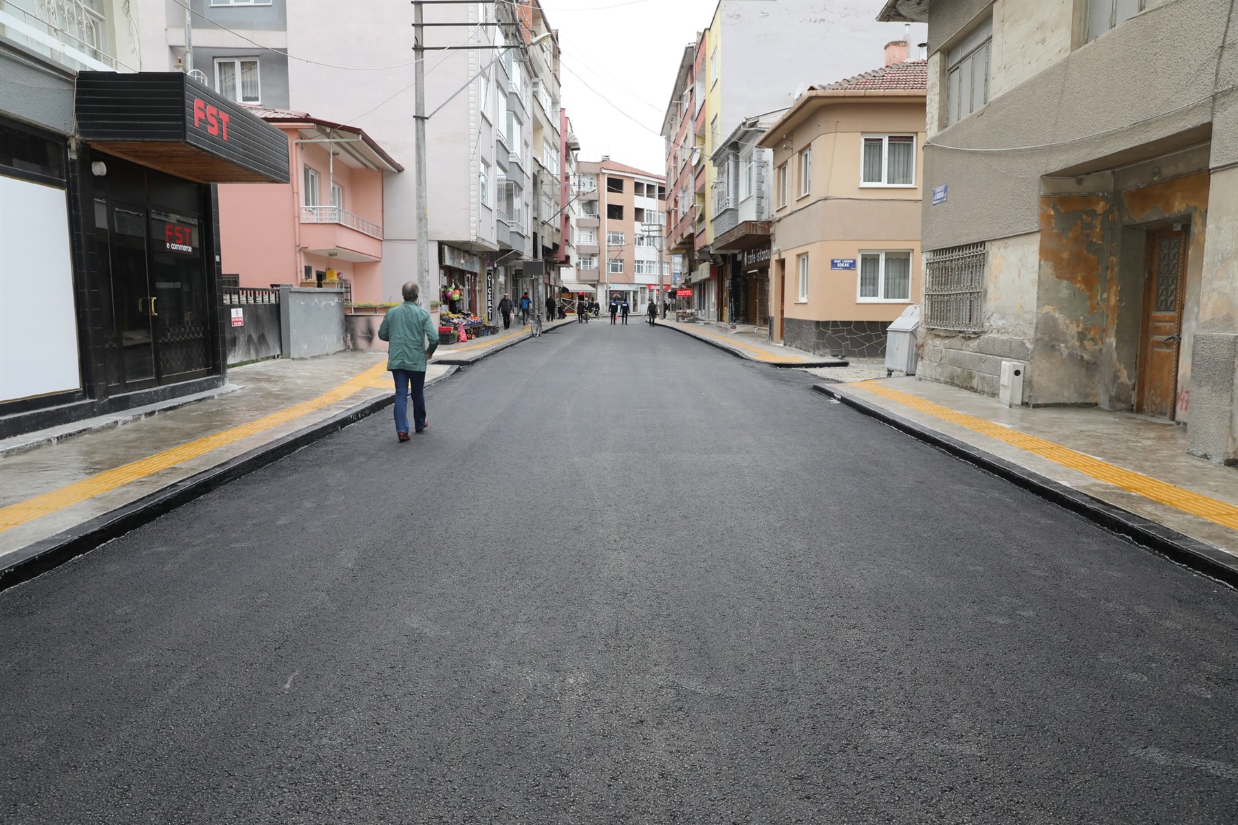 CUMHURİYET CADDESİNDE BASKI BETON ÇALIŞMASI
