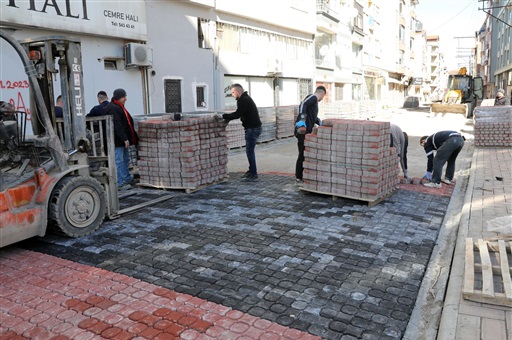 BAFRA’DA YOL VE KALDIRIMLARA ESTETİK DOKUNUŞ