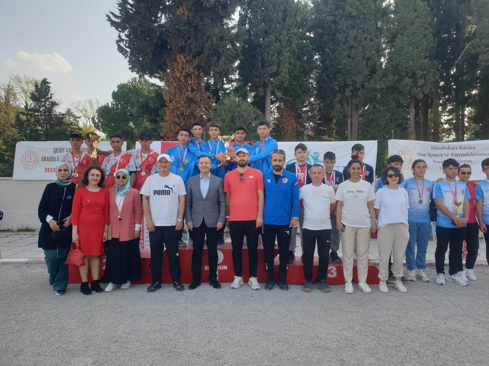 Gelenek yine Bozulmadı