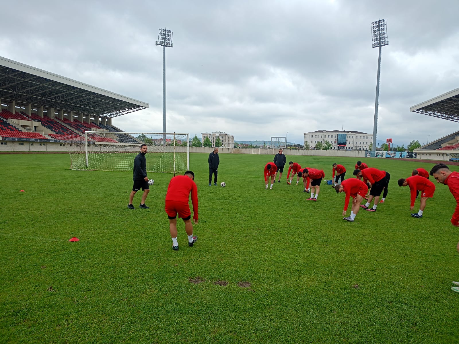 1930 Bafraspor’da Playy Off’un Çok önemli maçı olan Ladik Belediyespor Maçı Hazırlıkları
