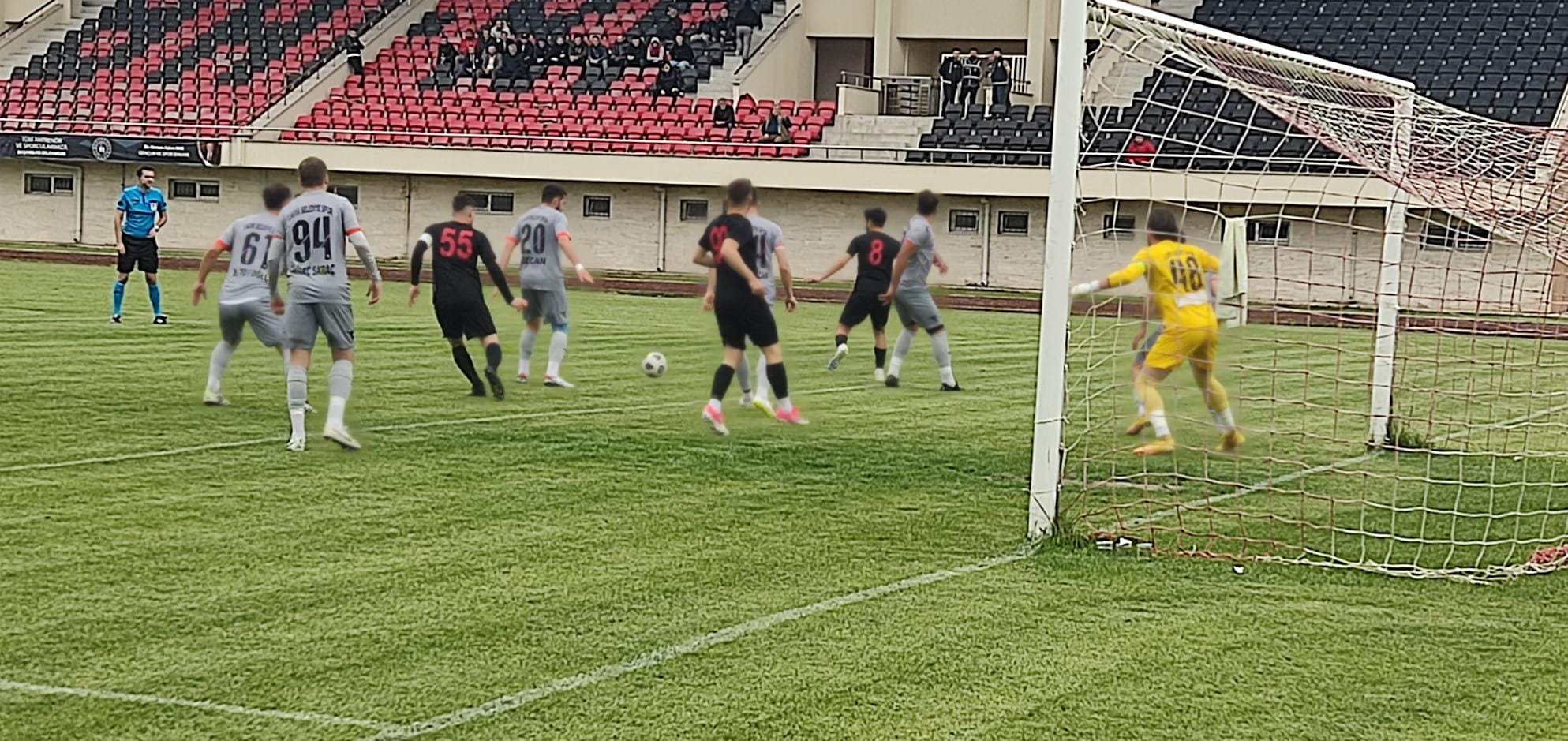 Oğuzhan Bekçi’nin Enfes Kafa Golü 1930 Bafraspor’a 3 puan Lig ikinciliği getirdi