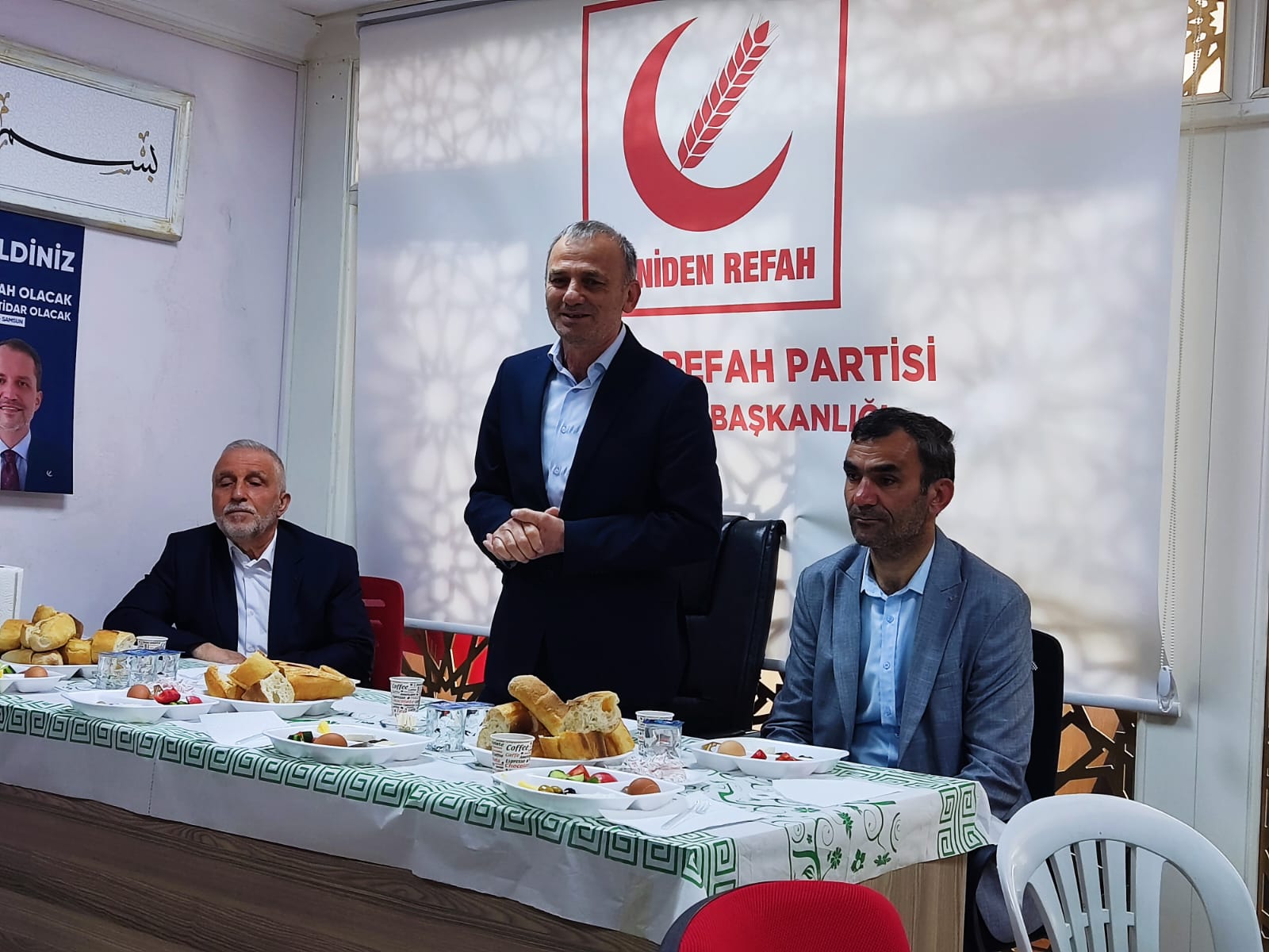 Yeniden Refah Partisi İlçe Teşkilatı Basın Mensupları ile bir araya geldi