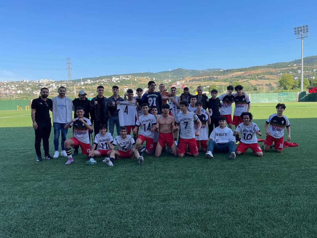Bafra Mevlânâspor U17 Hak ettiği Türkiye Şampiyonasında