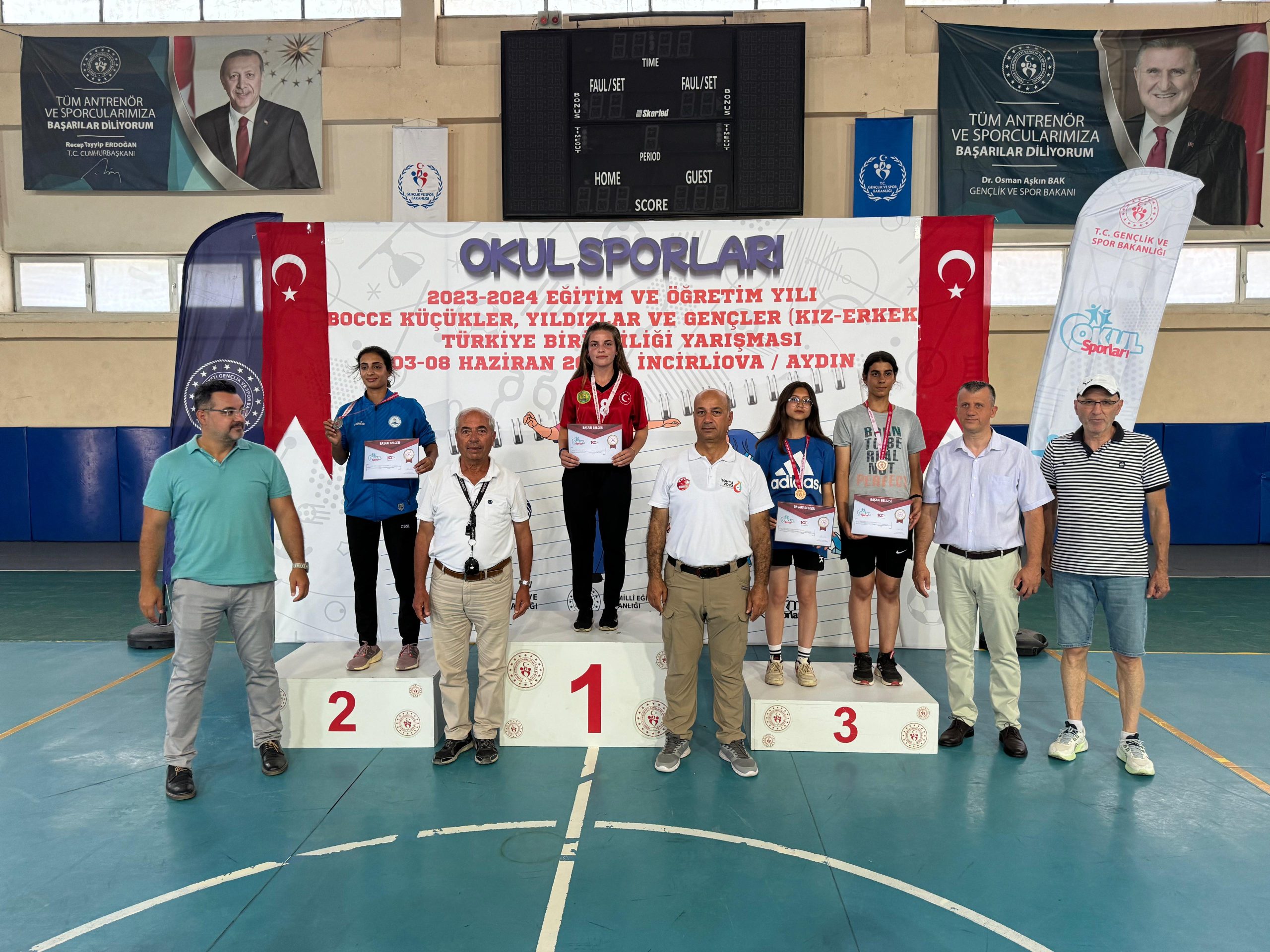 Şadiye Muzaffer Turhan Anadolu Lisesi Volo Türkiye Şampiyonu