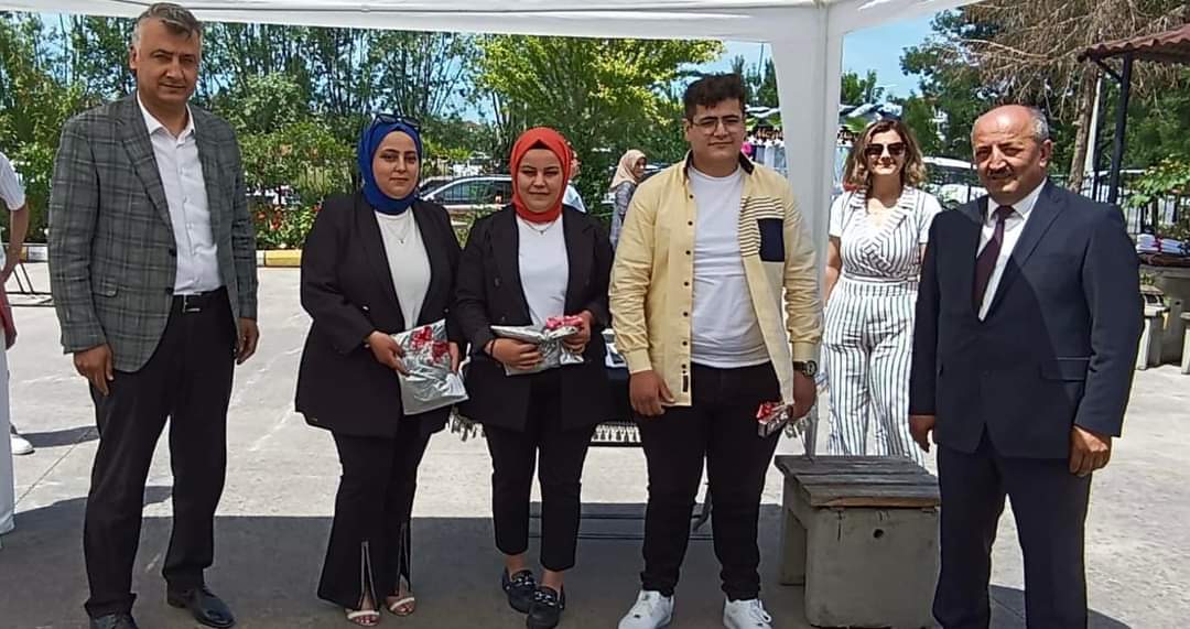 Bafra İsmail Ahıskalı Mesleki Eğitim Merkezi’nde Mezuniyet ve Şed Kuşanma Töreni