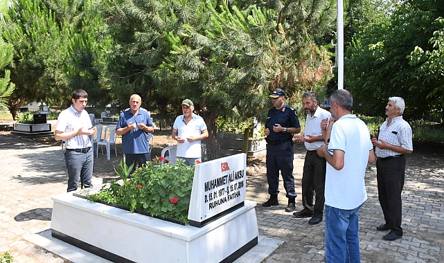 KAYMAKAM VE İLÇE JANDARMA KOMUTANINDAN 15 TEMMUZ ŞEHİTLERİNİN AİLELERİNE ZİYARET