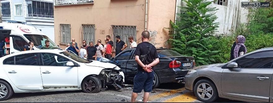 Bafra’da Yine aynı yer yine Kaza: 3 Kişi yaralandı