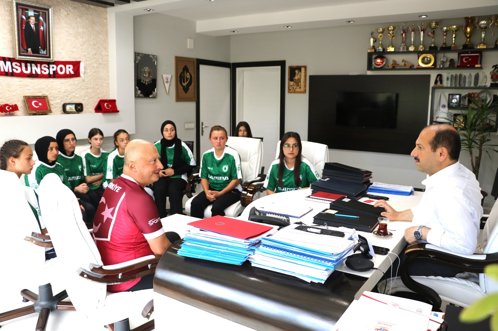 ALAÇAMSPOR BOCCE TAKIMINDAN İL SPOR MÜDÜRÜ DERECİ’YE ZİYARET