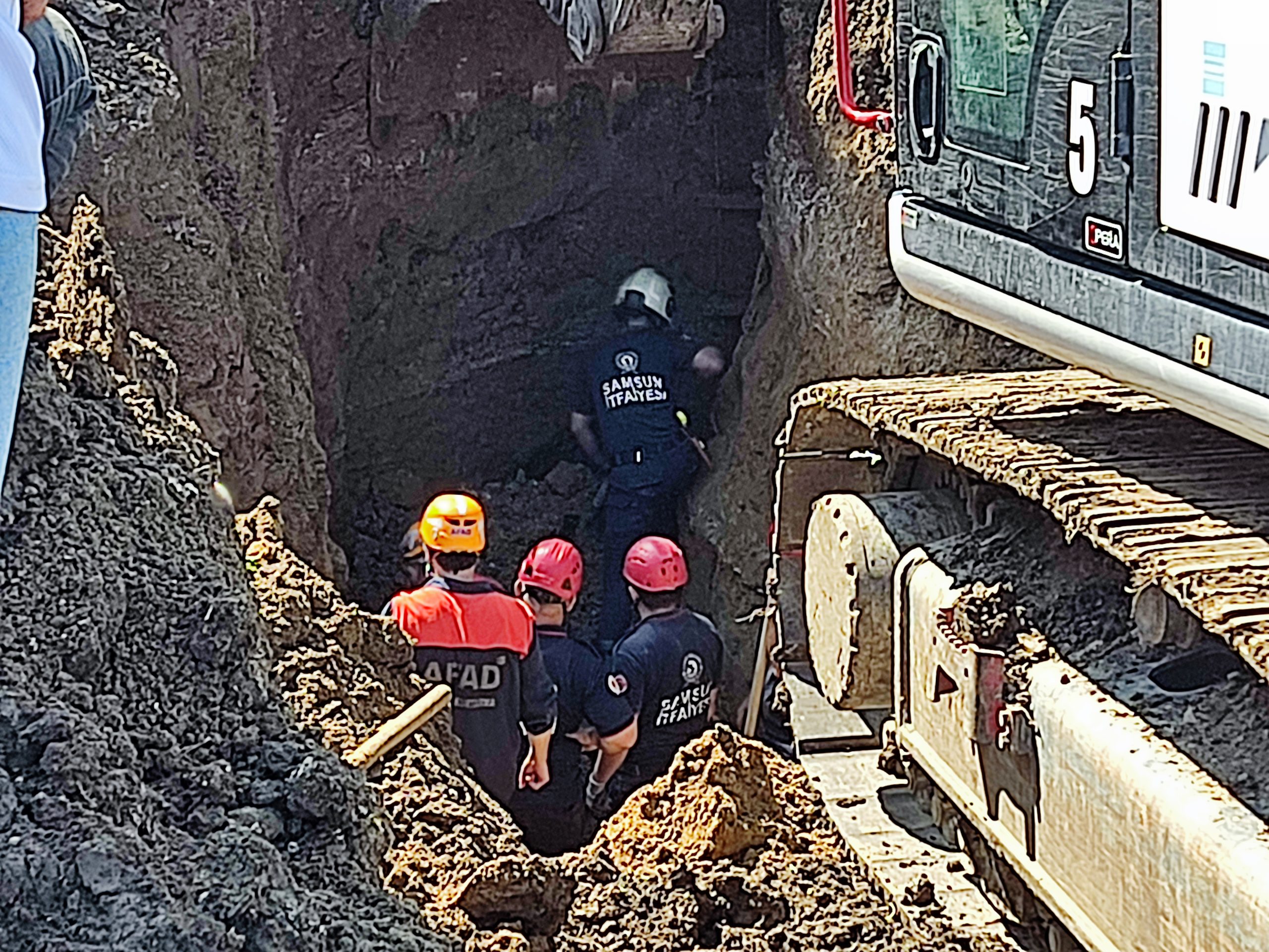 Bafra’da göçük faciası! 2 KİŞİ HAYATINI KAYBETTİ