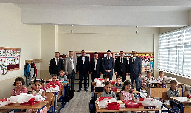 HAYIRSEVERLER ÖĞRENCİLERİ UNUTMADI  KIRTASİYE DESTEĞİ