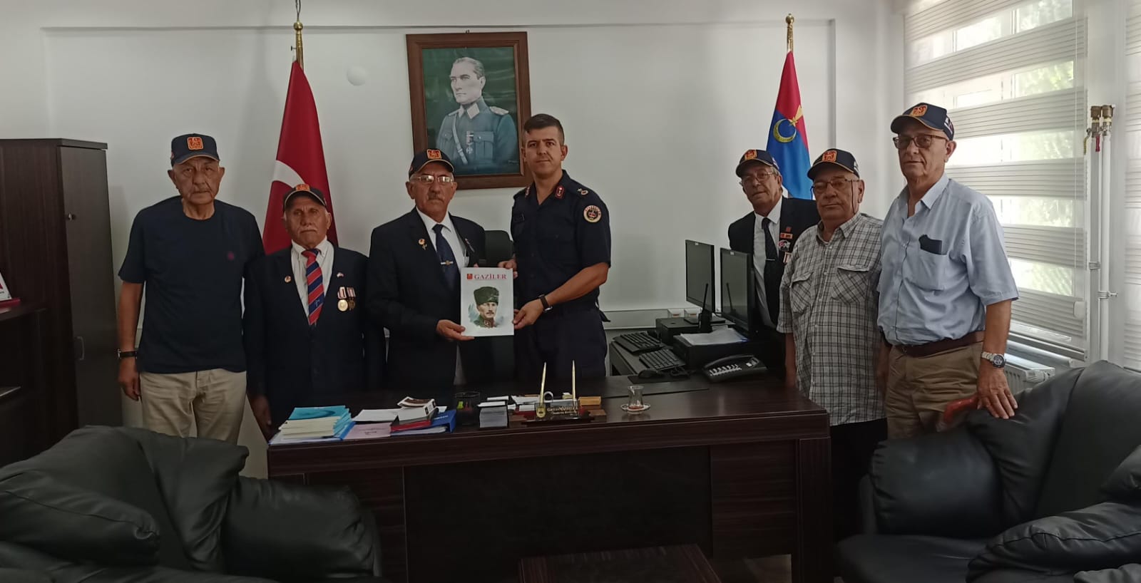 Muharip Gaziler’den Jandarma Komutanı Özdilek’e Ziyaret