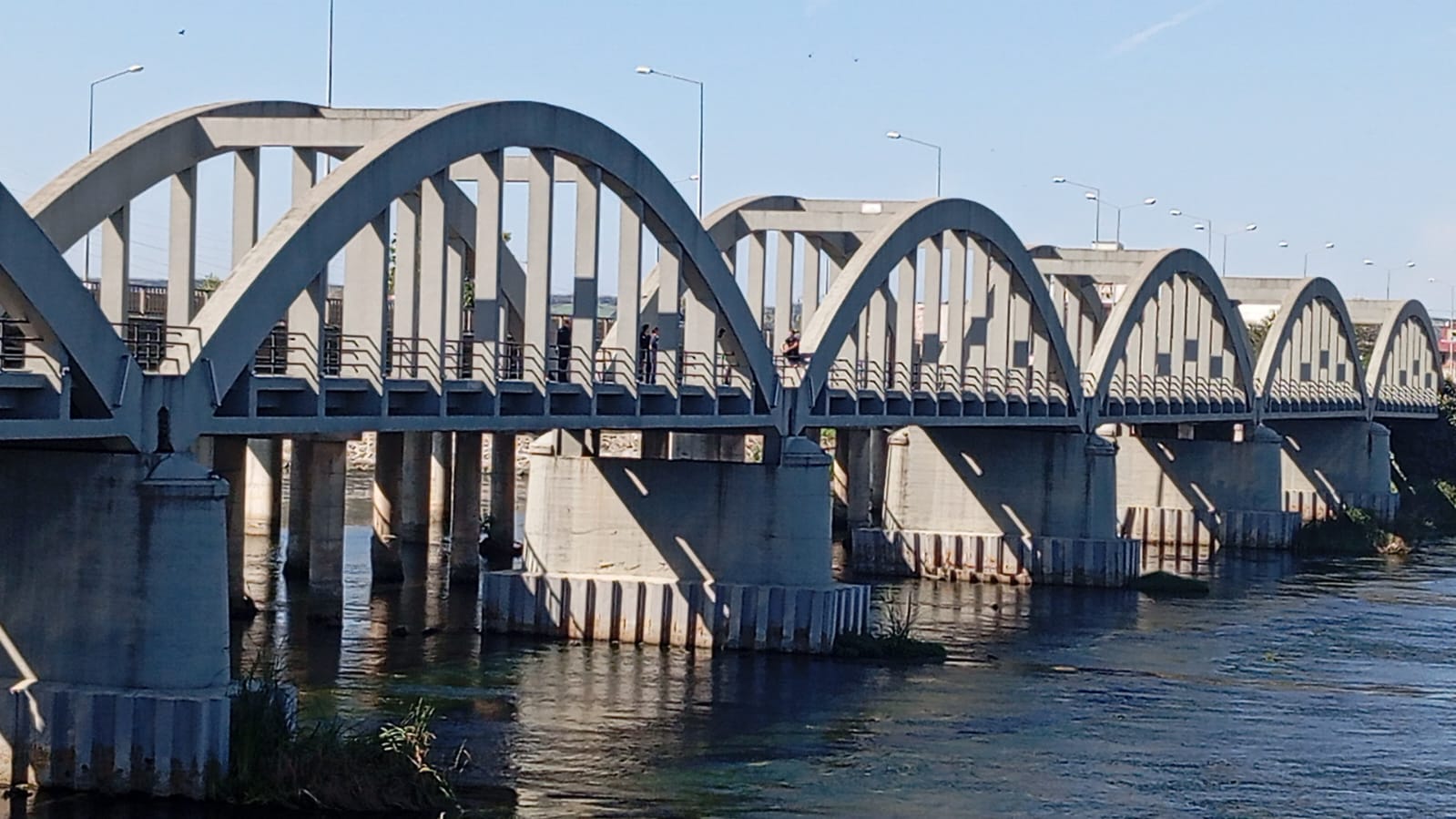 Bafra Çetinkaya Köprüsü’nde intihar girişimi