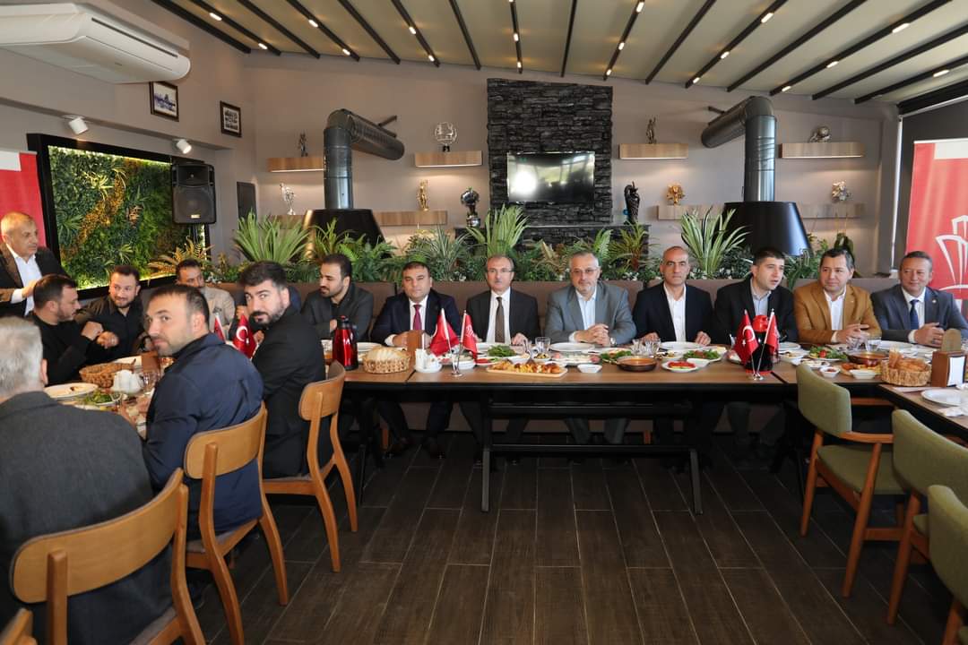 Başkan Kocabaş  İnşaatçılar ve Müteahhitler Derneği (SİMDER) bir araya geldi 