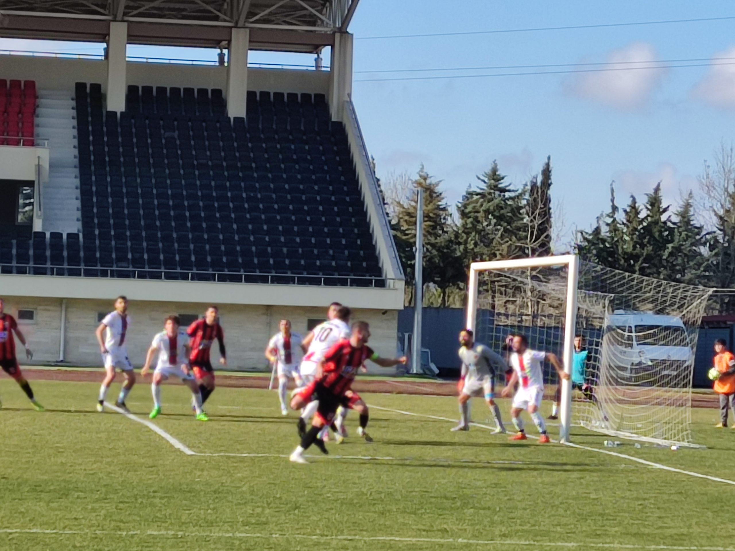 Bafraspor – Vezirköprü Belediyespor maçında Gol sesi çıkmadı