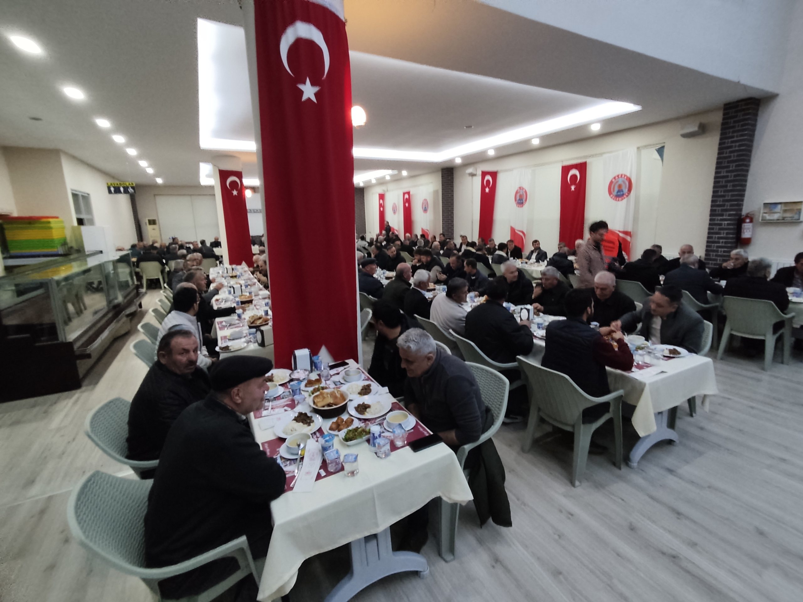 Bafra Ziraat Odası Üreticiler ve Muhtarlarla İftarda bir araya geldi