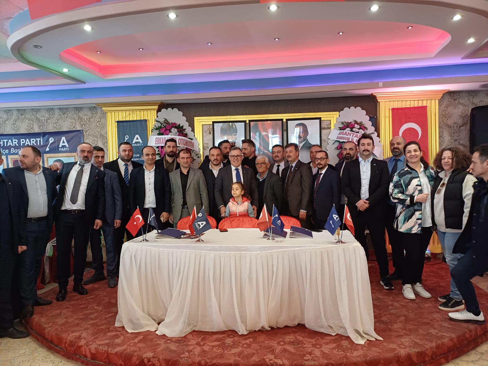 Anahtar Parti Bafra İlçe Başkanlığına Osman Engiz Seçildi