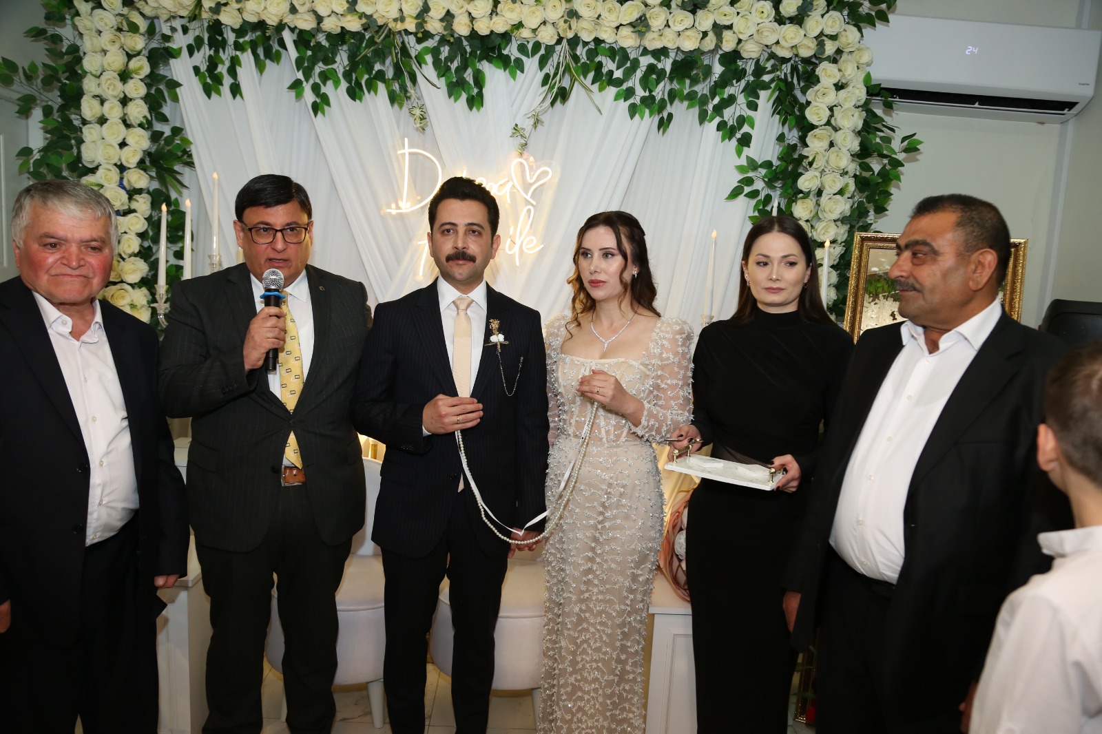 Hasret ile Emre Evliğin ilk adımını attılar