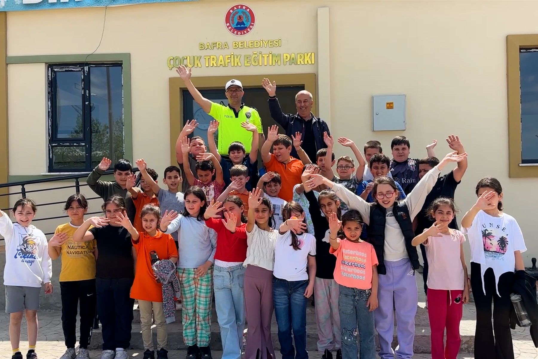 ÇOCUK TRAFİK EĞİTİM PARKI, MİNİKLERE KAPILARINI AÇTI