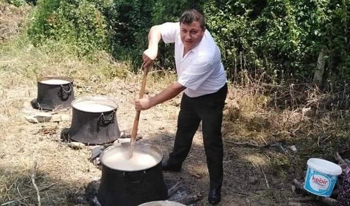 BEKİROĞLU MAHALLESİNDE BOLLUK AŞI GELENEĞİ SÜRÜYOR