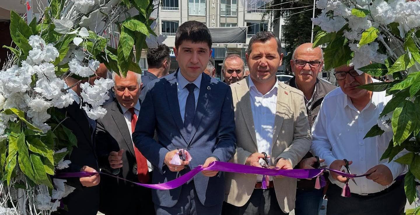 ALAÇAM HALK EĞİTİM MERKEZİNDE YIL SONU SERGİSİ