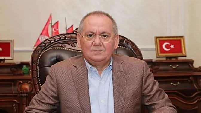 Eski Bakan ve Samsun Büyükşehir Belediye Başkanı Mustafa Demir hayatını kaybetti