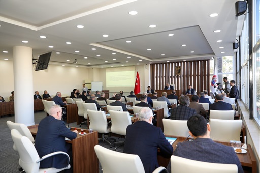 BELEDİYE MECLİSİ 2025 YILININ SON TOPLANTISINI GERÇEKLEŞTİRDİ