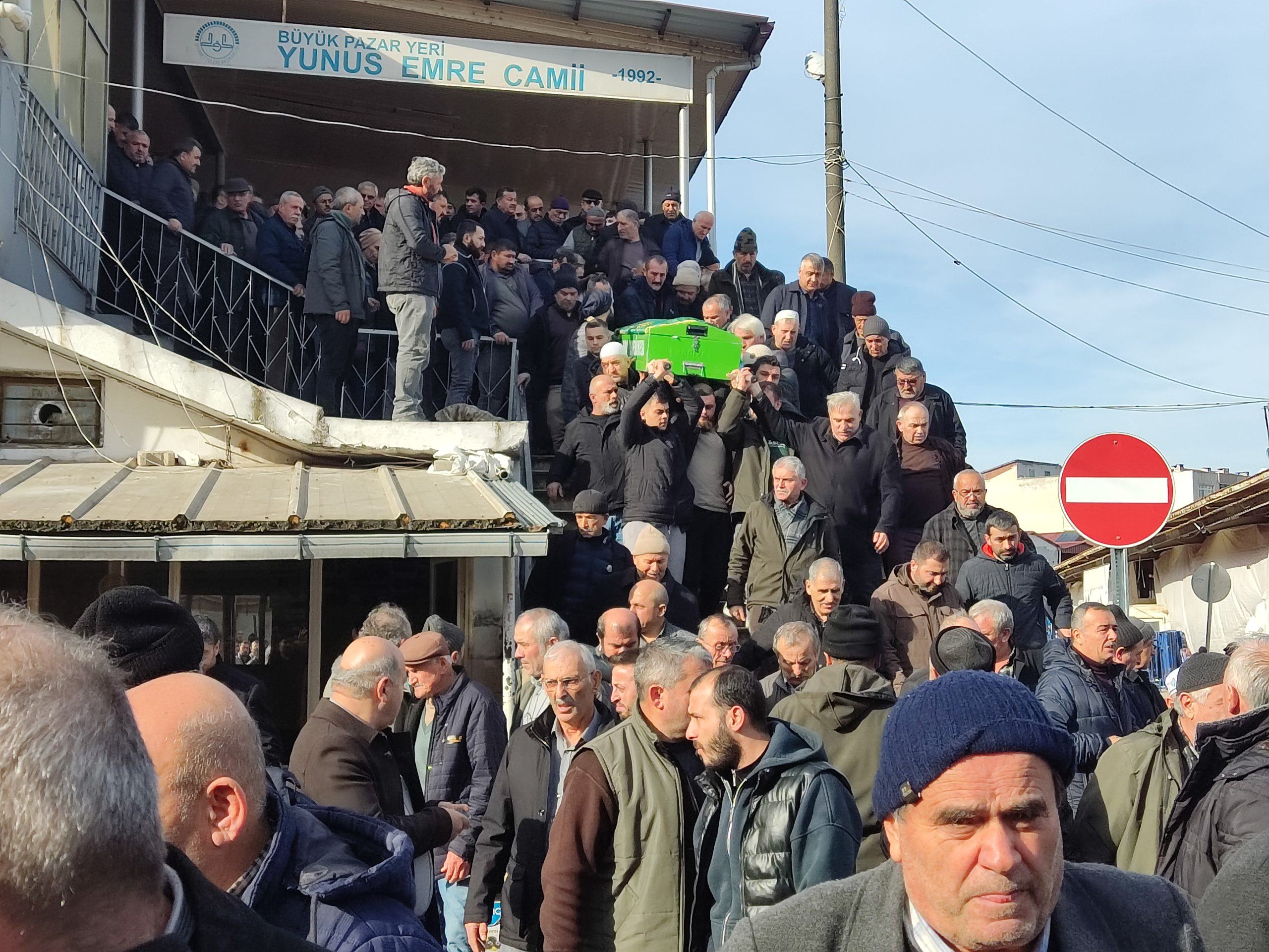 Bafra Pazar Yerleri Eski Oda Başkanı Hüseyin Topuz Son Yolculuğuna Uğurlandı