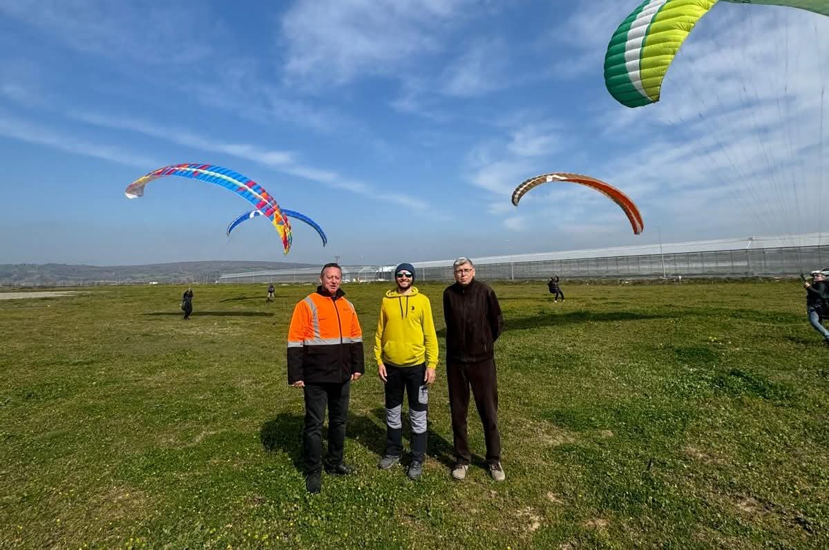 Başkan Kocabaş’tan Yamaç Paraşütü Sporuna Destek