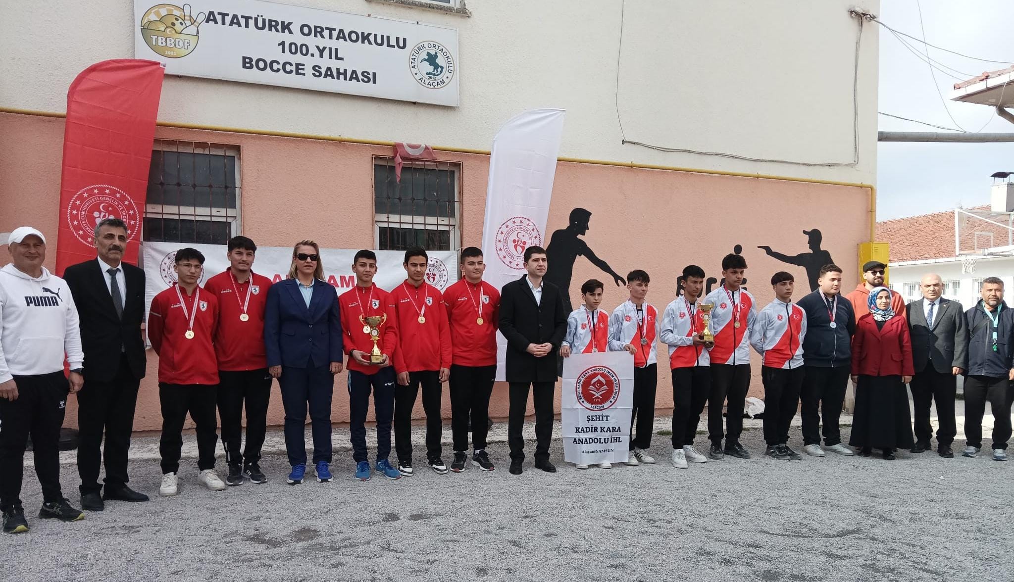 BOCCE GENÇ KIZ-ERKEK İL MÜSABAKASI ALAÇAM’DA TAMAMLANDI