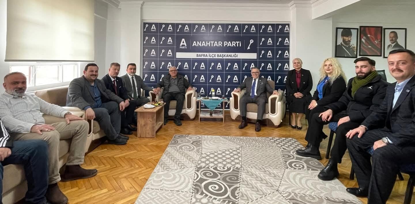 Anahtar Parti Bafra İlçe Teşkilatı Halkla Bayramlaştı