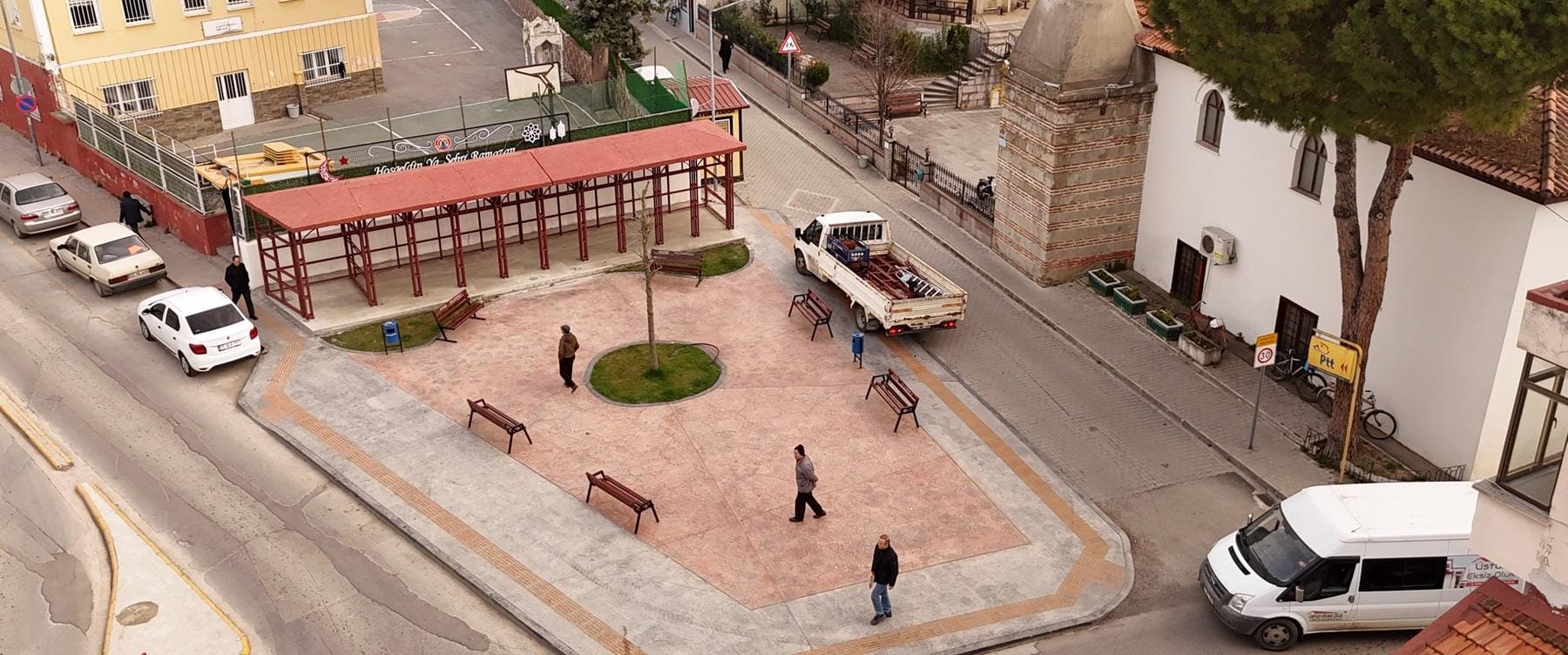 BAFRA BELEDİYESİ’NDEN AYAKKABI BOYACILARINA YENİ LOSTRA ALANI