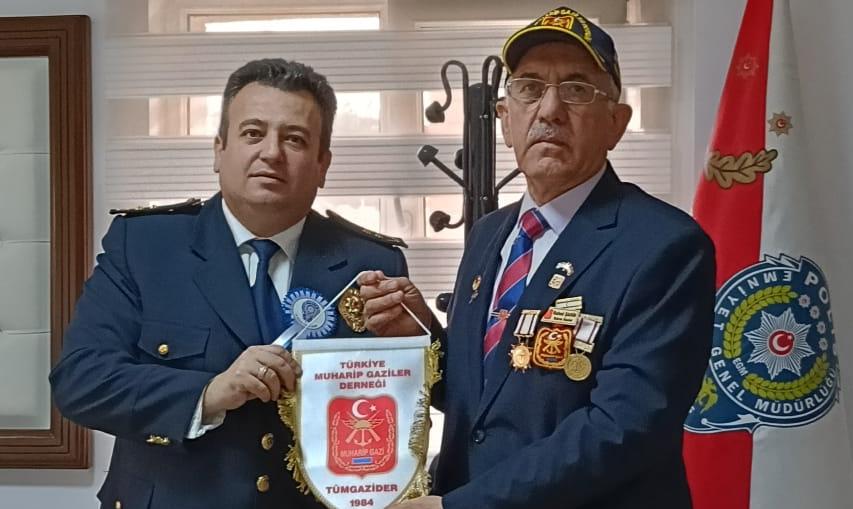 Şahin, Emniyet Müdürü Murat Öner’i Ziyaret ederek Polis Teşkilatının Polis haftasını kutladı 