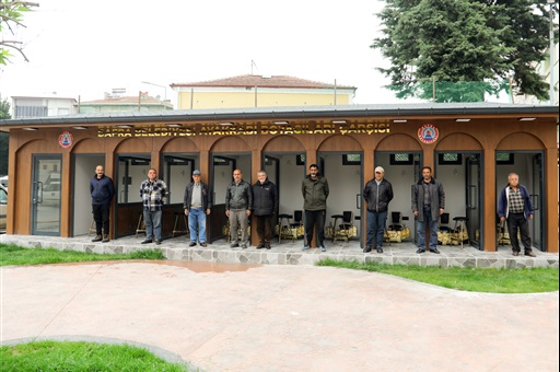 AYAKKABI BOYACILARI ÇARŞISI 