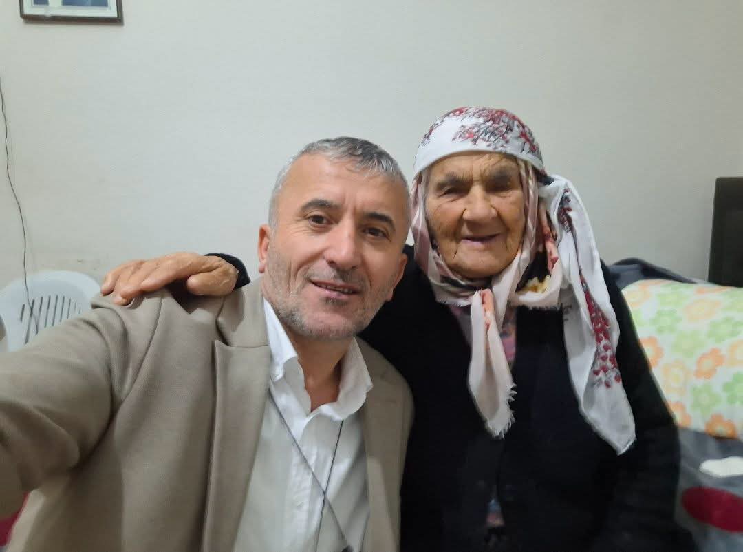  Bafra’nın Sevilen tanınan simalarından Ramazan ve Sezai Güngör’ün Babanneleri ” NEZİRE GÜNGÖR ” Vefat Etti Cenazesi Yarın !!!